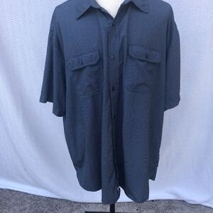 Kenneth Cole Men’s Dark Blue patterned button up shirt